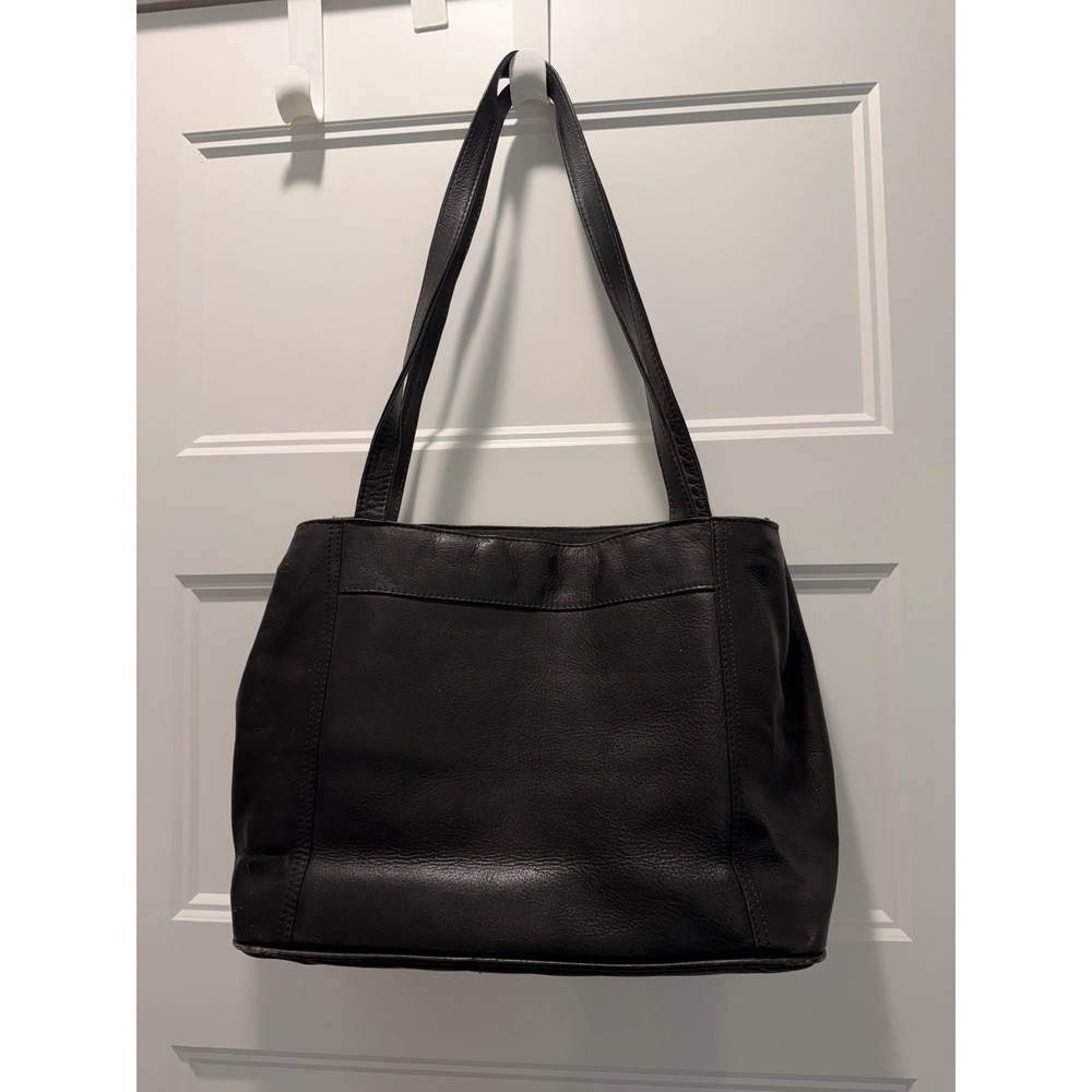 Black Leather Tote Bag with Front Zip Pocket – Pre-Owned